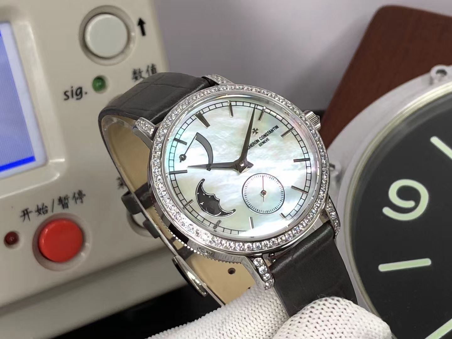 Vacheron - moon phase 36mm