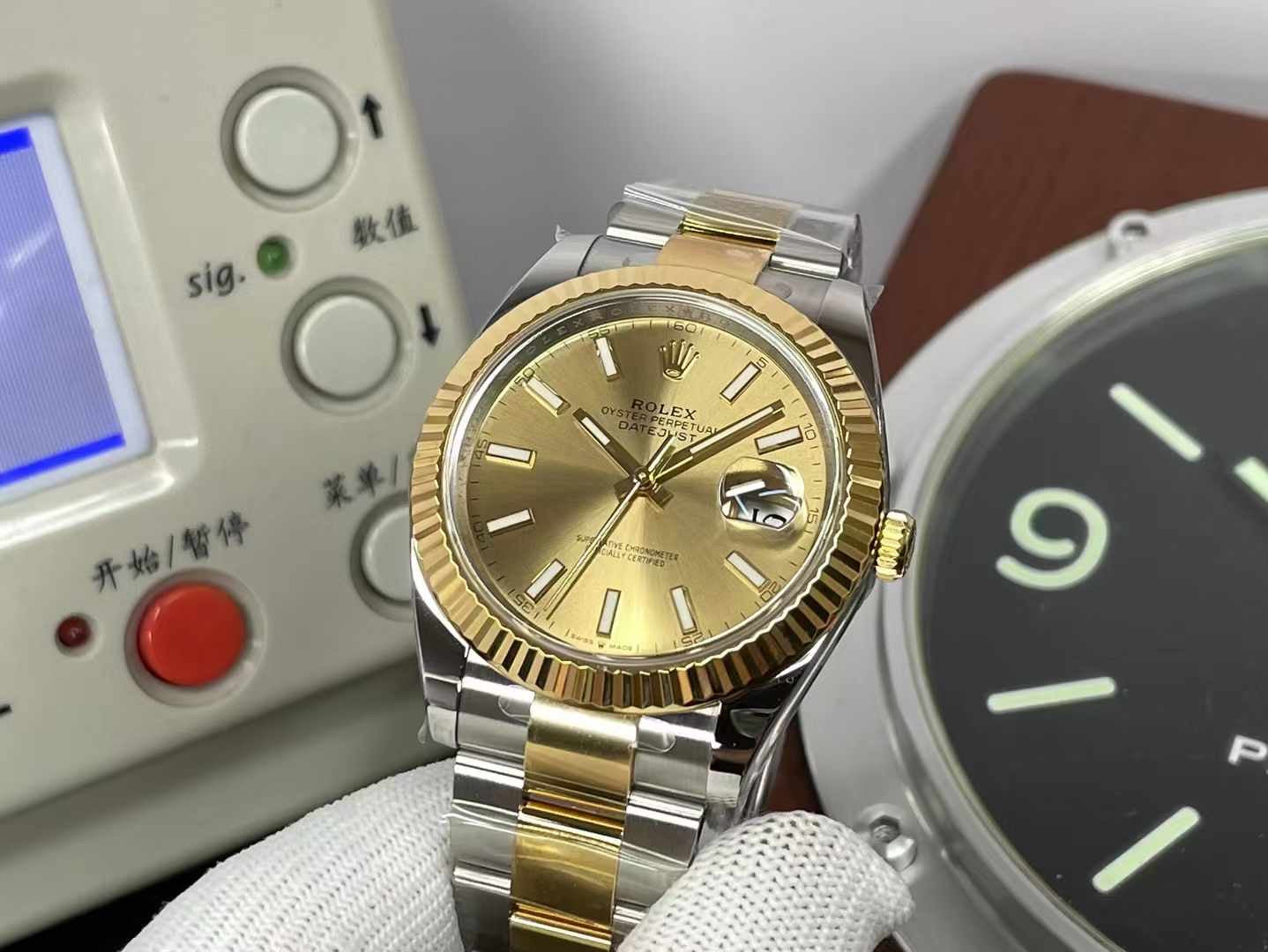 datejust 41 steel&gold oyster