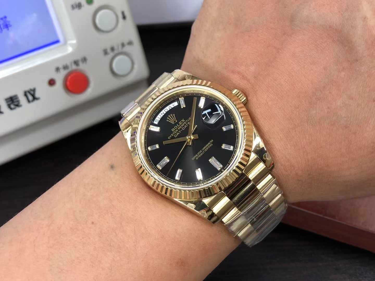 day-date 40 yellow gold