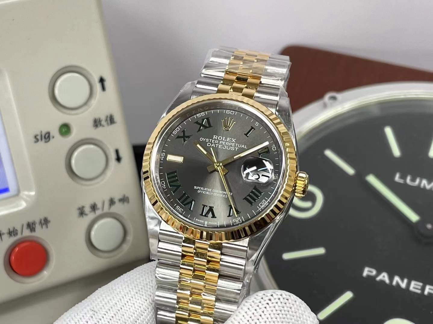 datejust 36 steel & gold jubilee