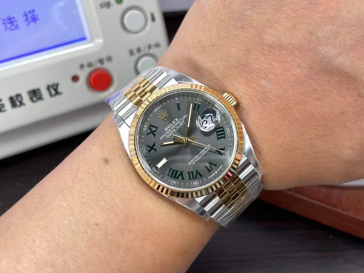 datejust 36 steel & gold jubilee